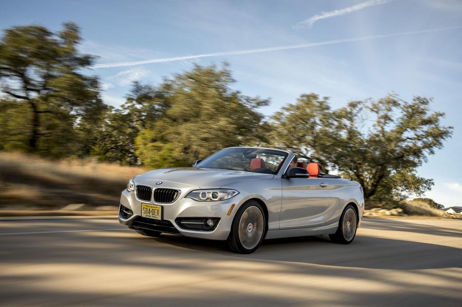  BMW 228i Convertible Sport Line 2015 года  (US) (фото 15 из 30)